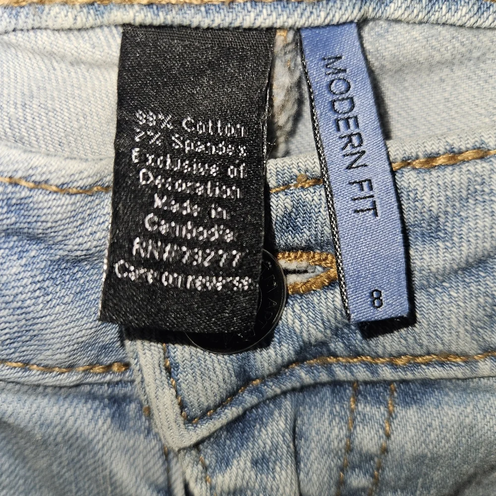 Apt. 9 Womans Modern Fit Cropped Jeans Size 8 - Picture 6 of 10